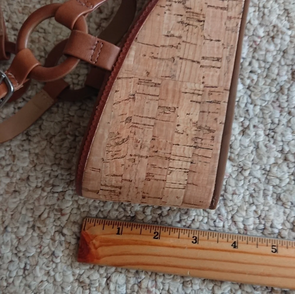 Bernardo Kennedy Luggage Glove Leather sandals size 10M